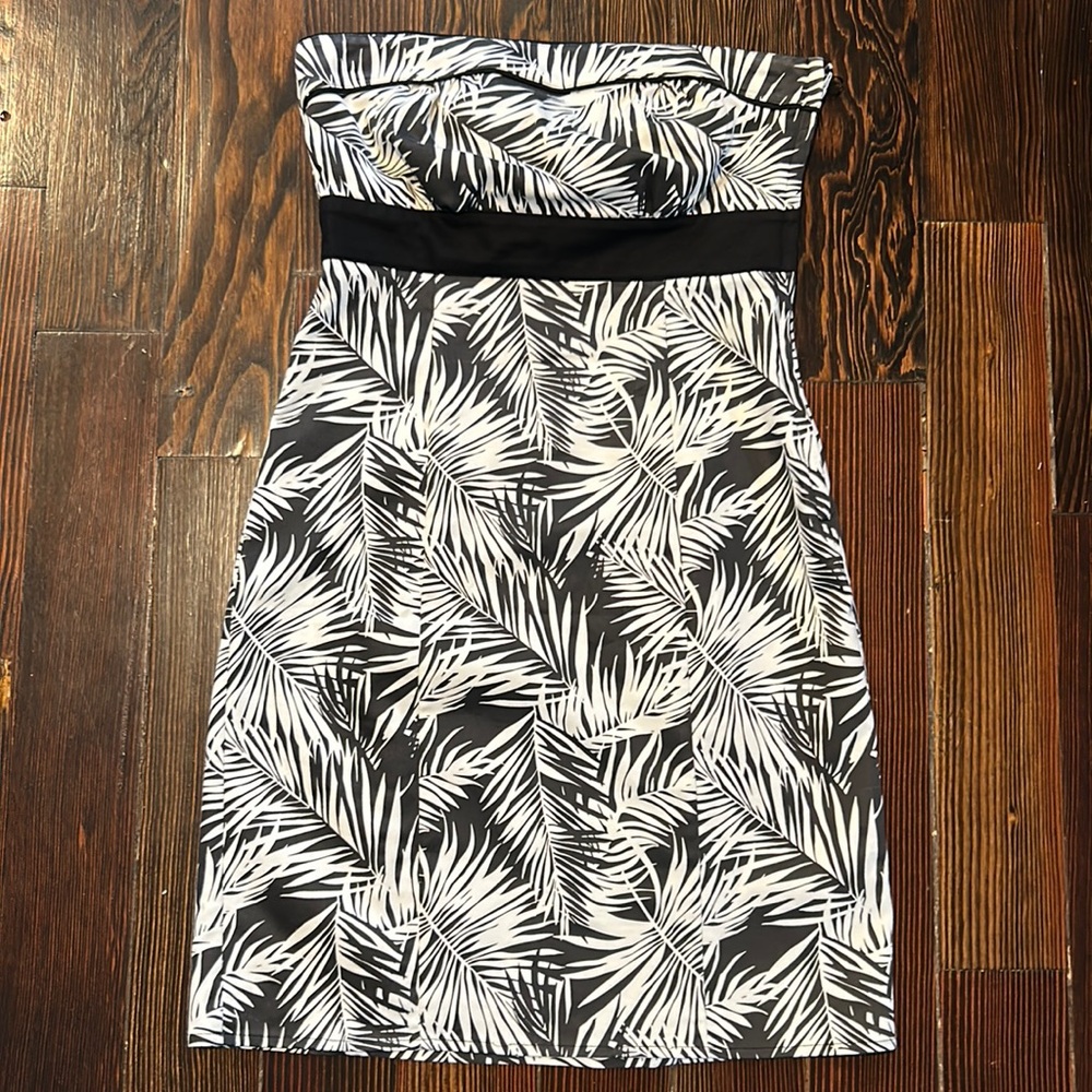 H&M black and white strapless dress - NWOT